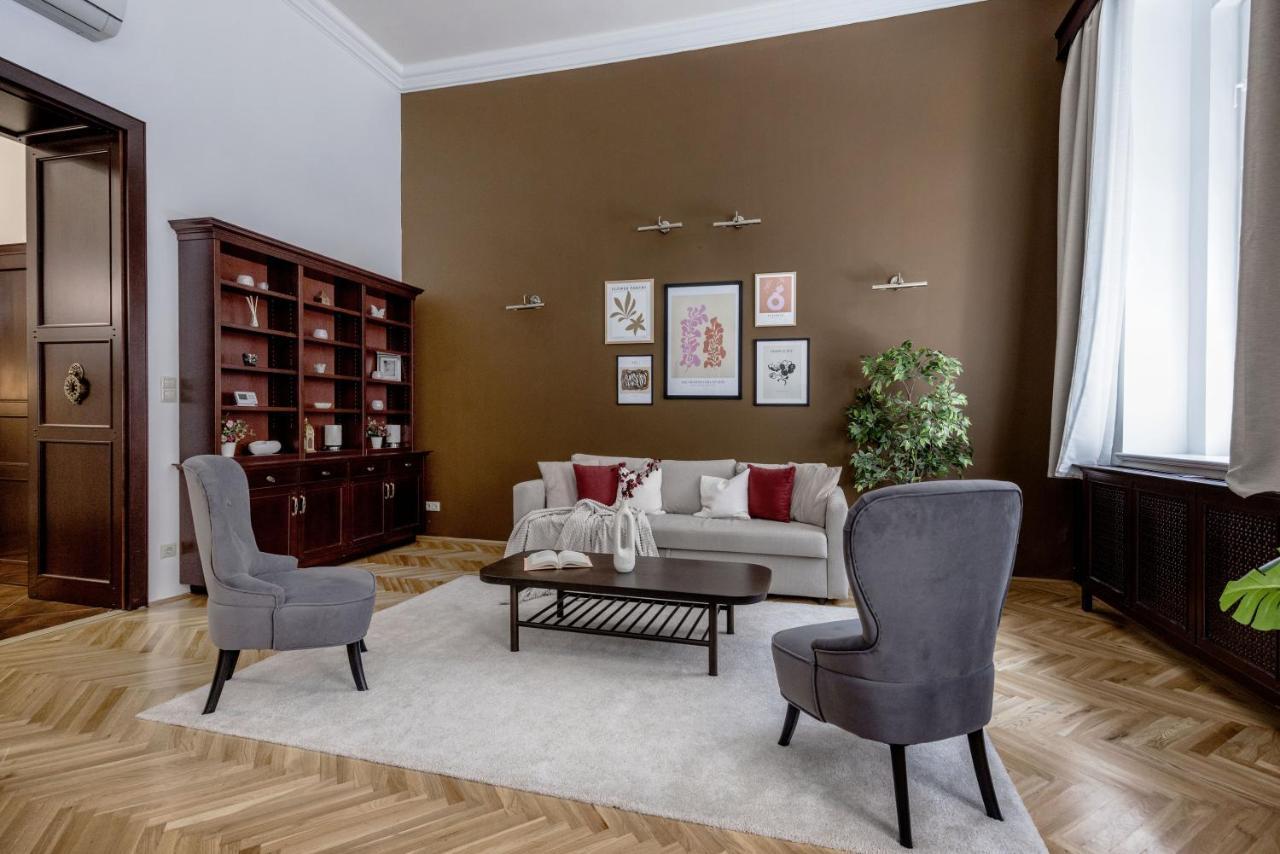 Luxe, Historic Home Downtown Landmarks 19 Century Budapeşte Dış mekan fotoğraf