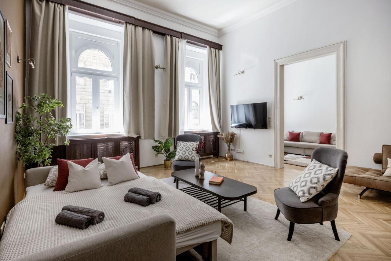 Luxe, Historic Home Downtown Landmarks 19 Century Budapeşte Dış mekan fotoğraf