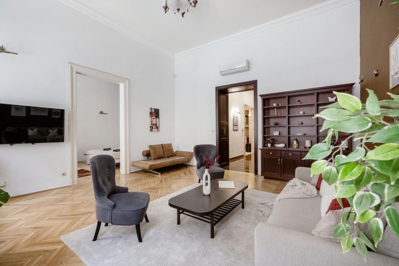 Luxe, Historic Home Downtown Landmarks 19 Century Budapeşte Dış mekan fotoğraf