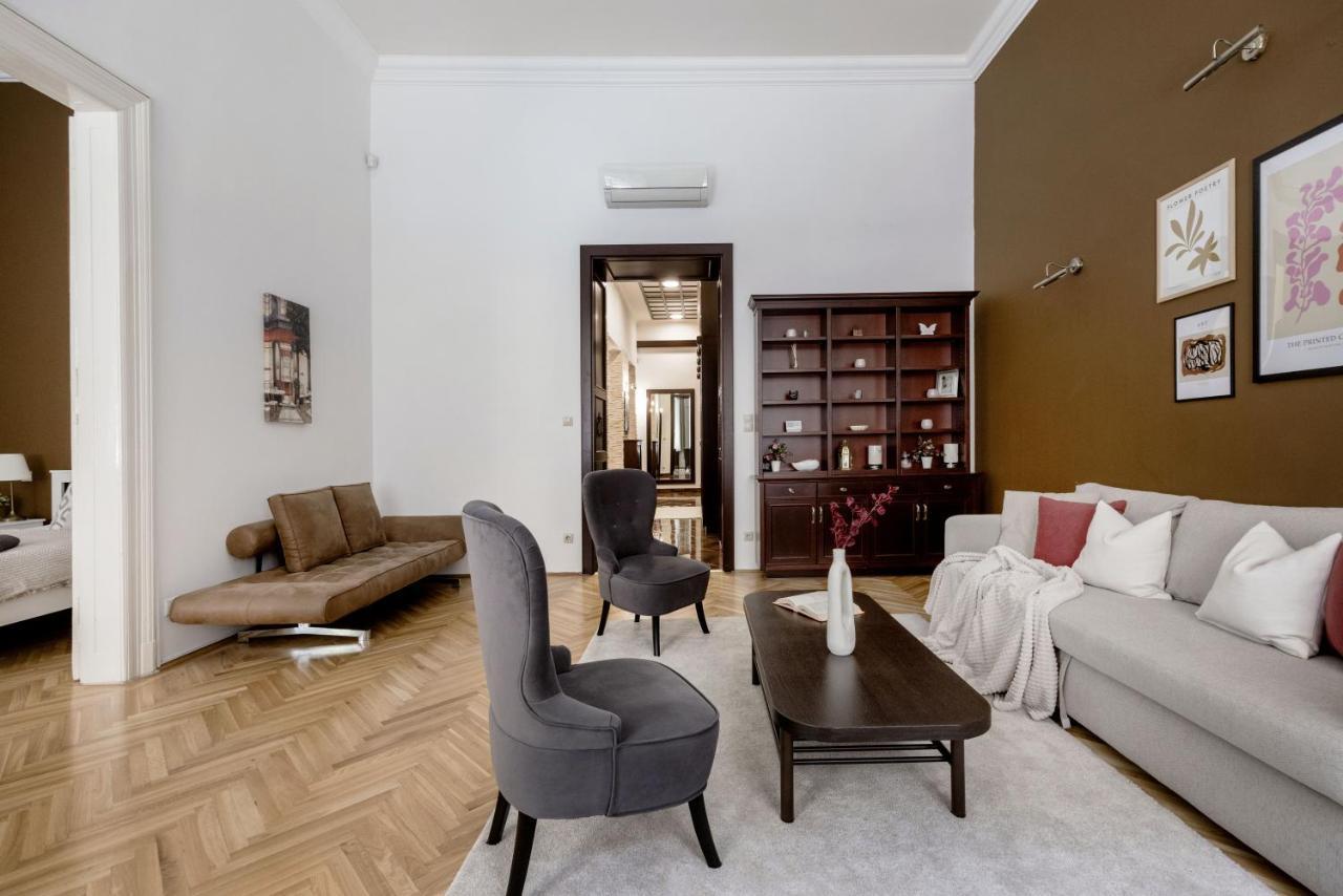 Luxe, Historic Home Downtown Landmarks 19 Century Budapeşte Dış mekan fotoğraf